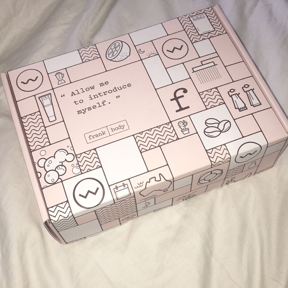 Frank Body sweet cheeks kit •skincare•